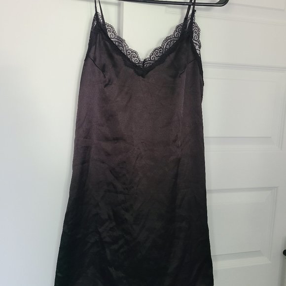 Black night dress - Picture 1 of 1